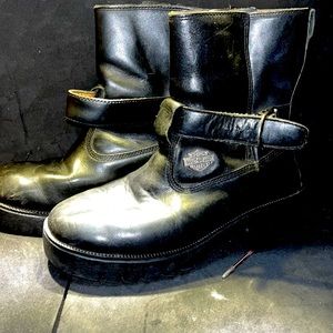 Harley Davidson bits and wallet